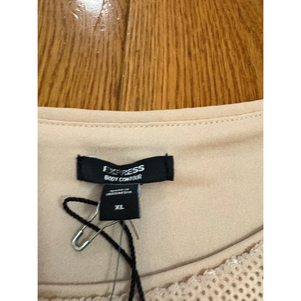 New Express Body Contour Sequin beige Bodysuit Sleeveless Top Party XL - Picture 8 of 10